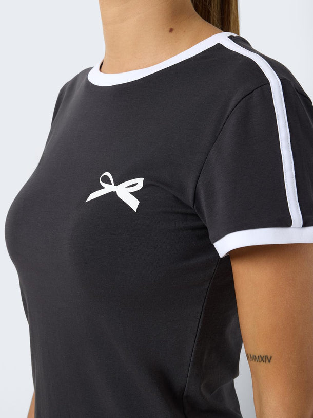 Product CAMISETA LENI - Obsidian Print:WHITE BOW - Image 5