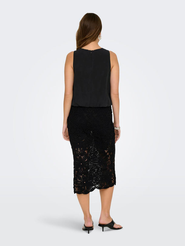 Product TOP ABULLONADO NICA - Black - Image 3