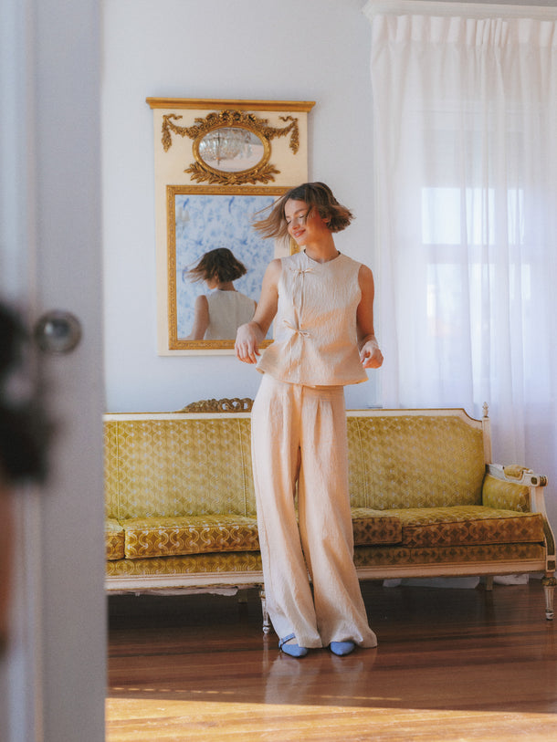 Product PANTALÓN PALAZZO LINO FEA-Oatmeal Detail:AS OFFER SAMPLE - Image 1