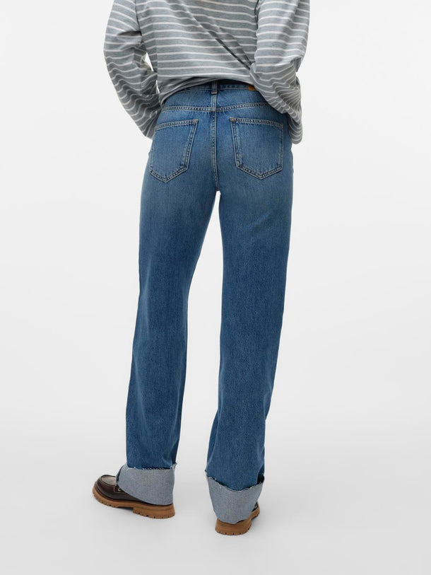 Product JEAN RECTO TIRO MEDIO ALISSON-Medium Blue Denim - Image 3