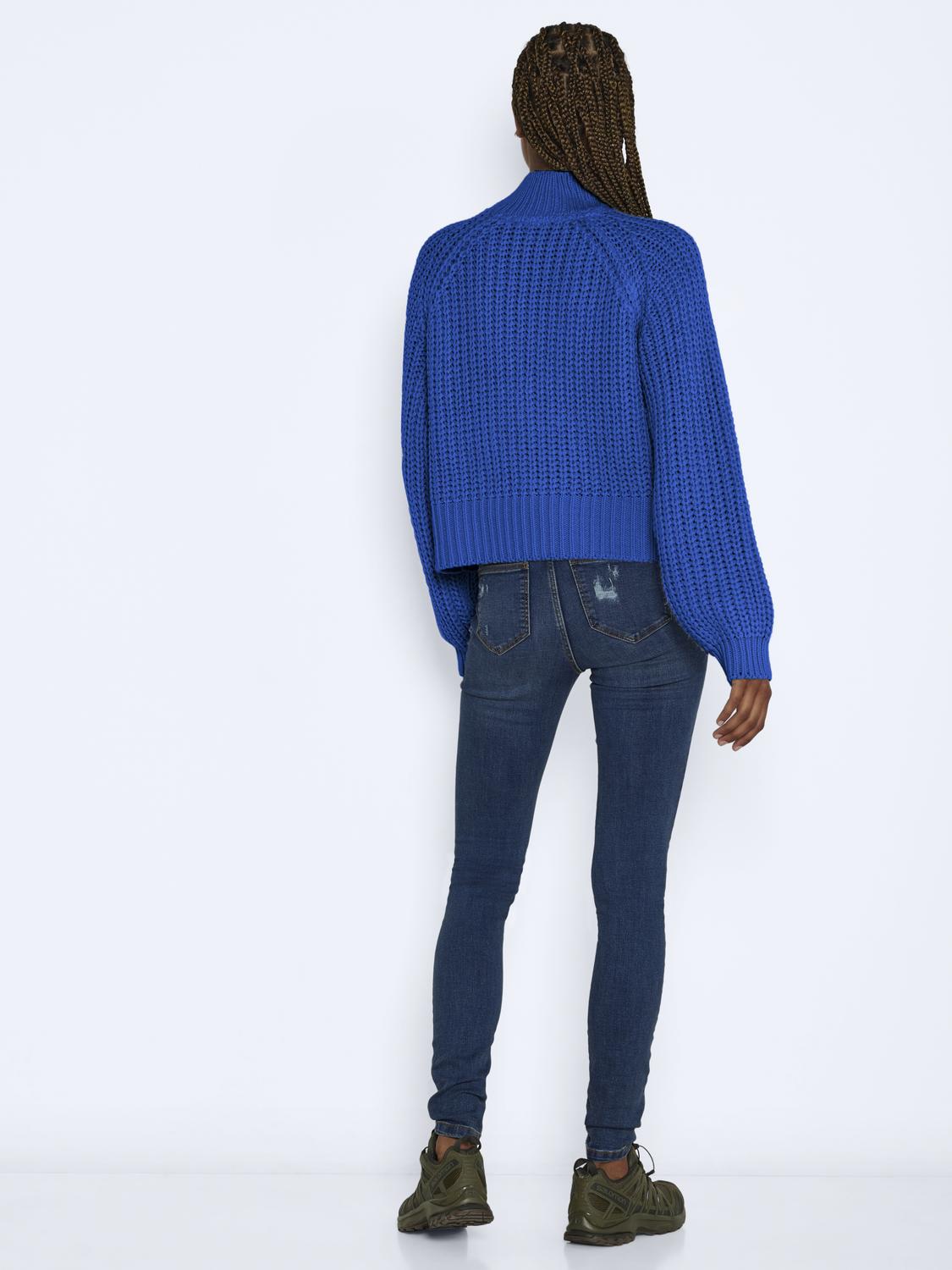 4565402