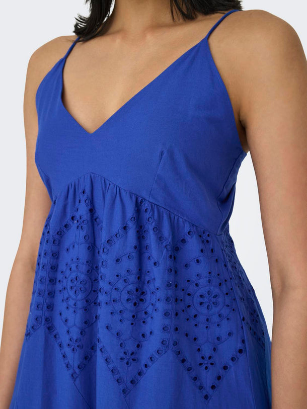 Product VESTIDO MAXI CON BRODERIE MILLA - Surf the Web - Image 3