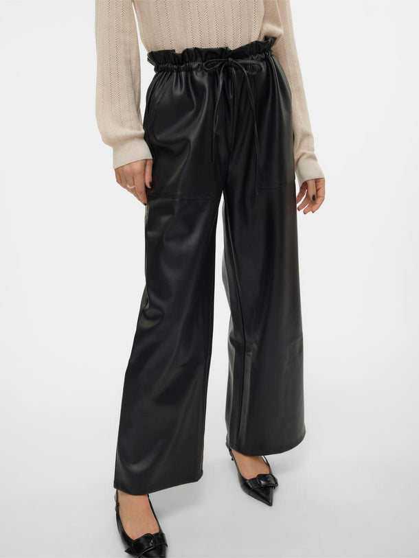 Product PANTALÓN PAULINA EFECTO PIEL WIDE - Black - Image 5