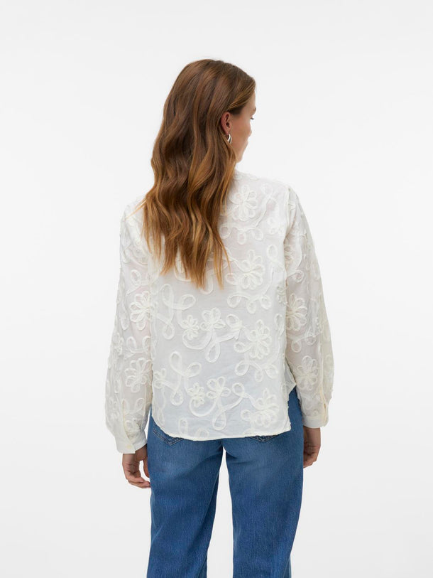 Product CAMISA BORDADA DAISY-Cloud Dancer - Image 2