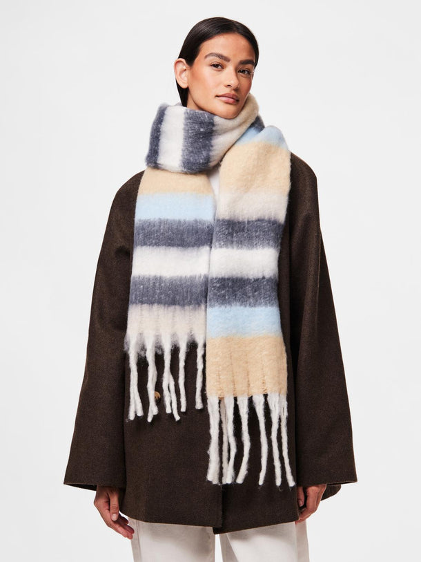 Product BUFANDA LULU - Ombre Blue Stripes:Aibl-Sgra-Nom-Cdan - Image 2
