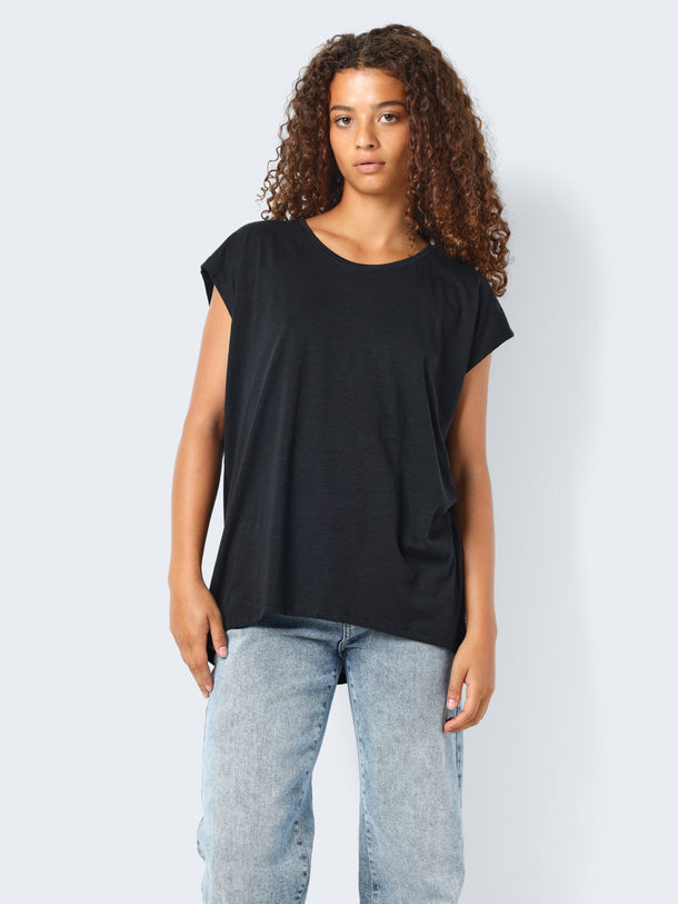 Product CAMISETA MATHILDE - Black - Image 1