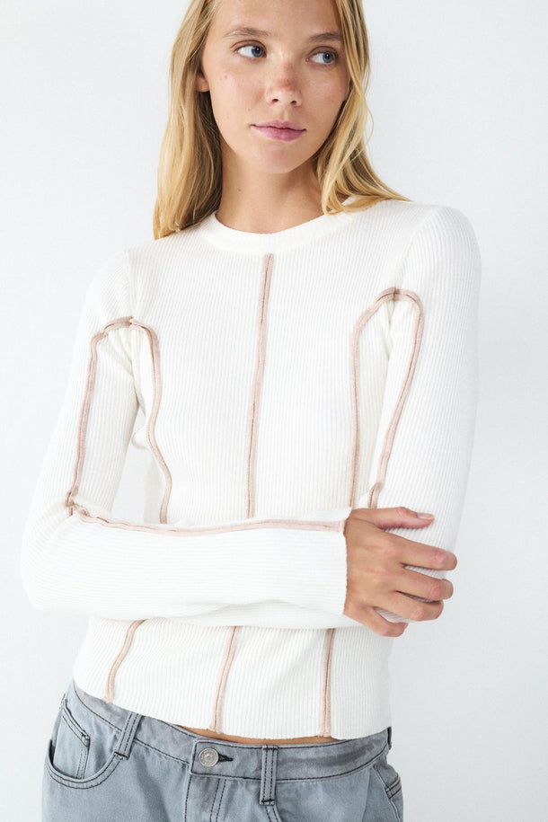 Product SWEATER ACANALADO CON COSTURAS BMK-Ecru - Image 1