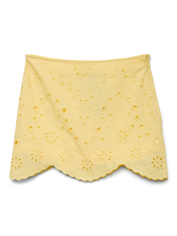 Product FALDA SHORT DE PUNTILLA ANILLE - Pale Banana - Image 4