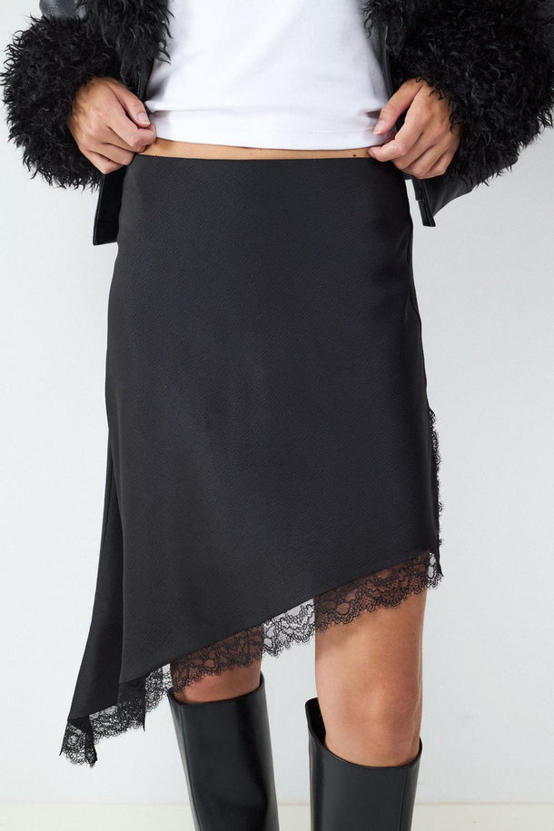 Product POLLERA MINI ASIMÉTRICA SATINADA ENCAJE BMK-Black - Image 1