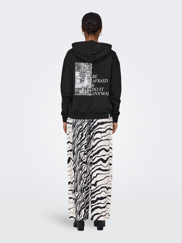 Product POLERON CASSIE - Black Print:Trust + labels brooklyn - Image 4