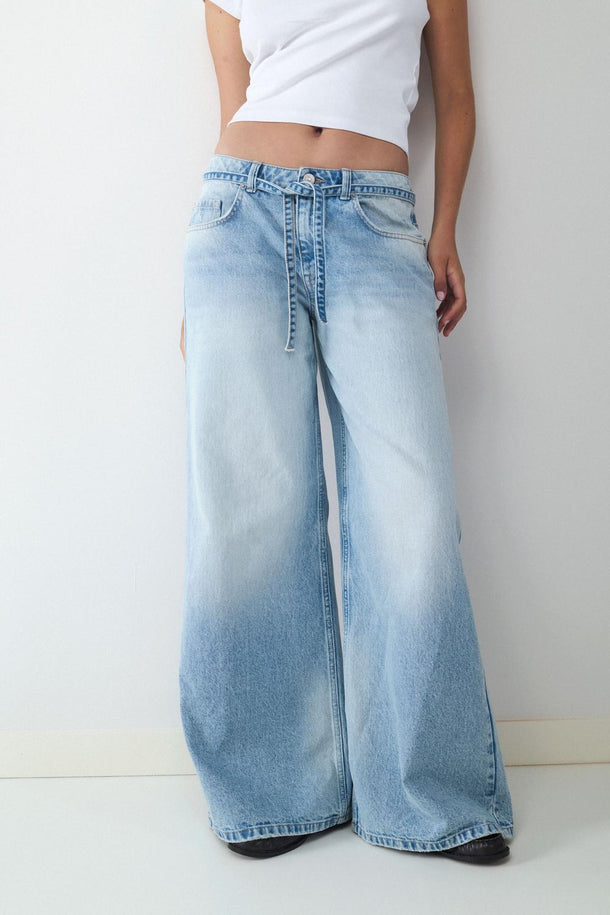 Product JEAN WIDE LEG BMK-Soft Denim - Image 2