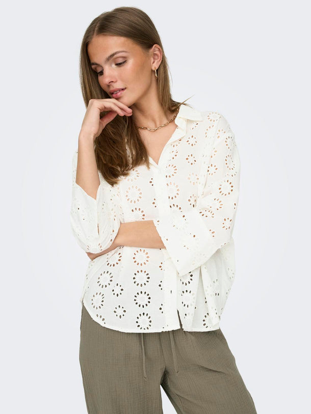 Product CAMISA TALLIE - Cloud Dancer Detail:2024 BRODERIE ANGLAISE - Image 6